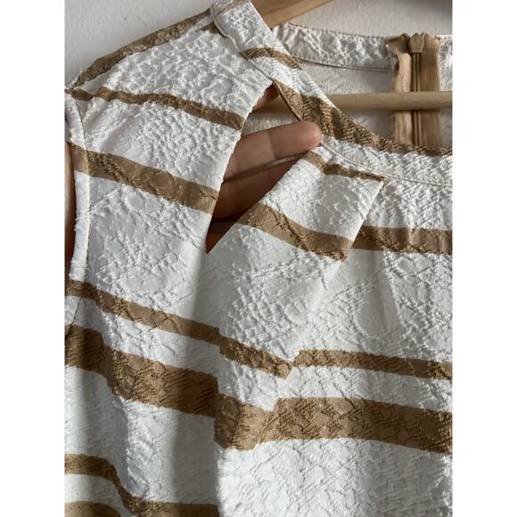 Lbisse Dress Size Medium Sleeveless Fitted Peeka Boo Cutouts White Beige Stripe - Picture 6 of 9